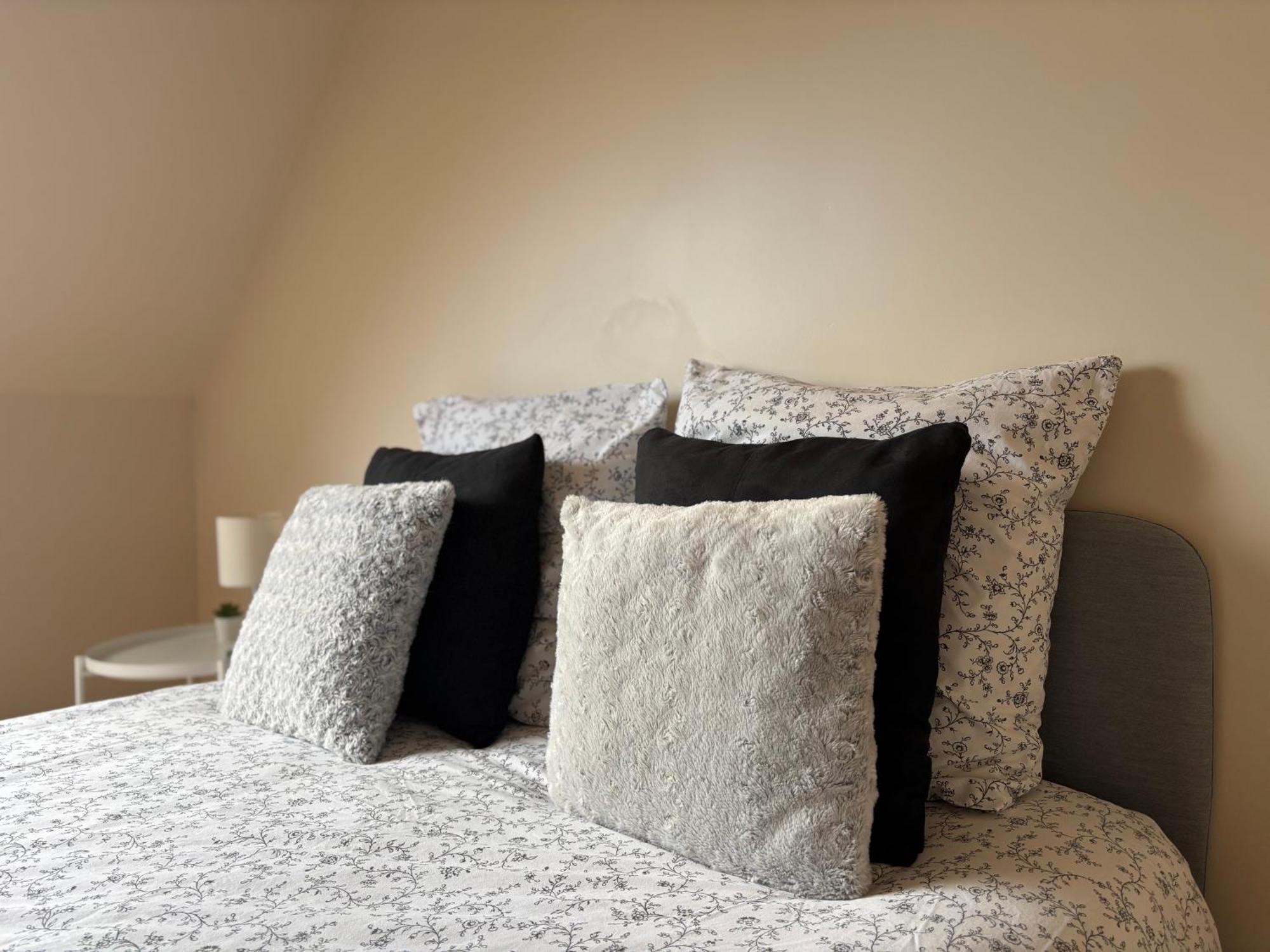 Maison Cosy Entre Paris Rouen Et Deauville Pont-de-lʼArche Eksteriør bilde