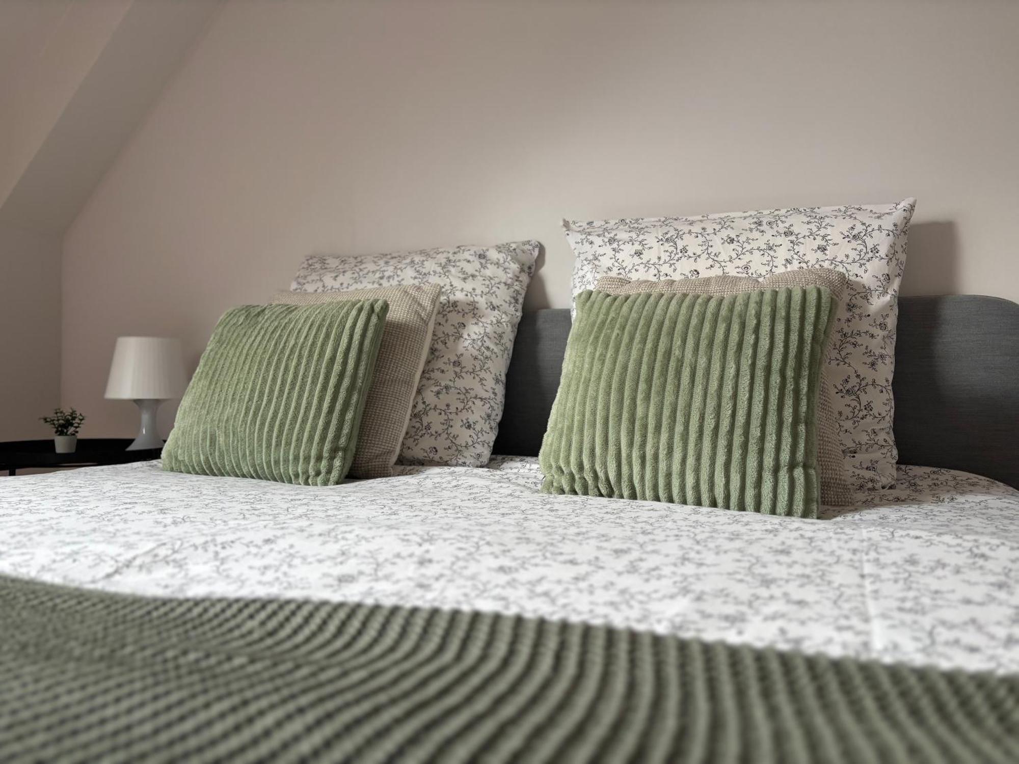 Maison Cosy Entre Paris Rouen Et Deauville Pont-de-lʼArche Eksteriør bilde